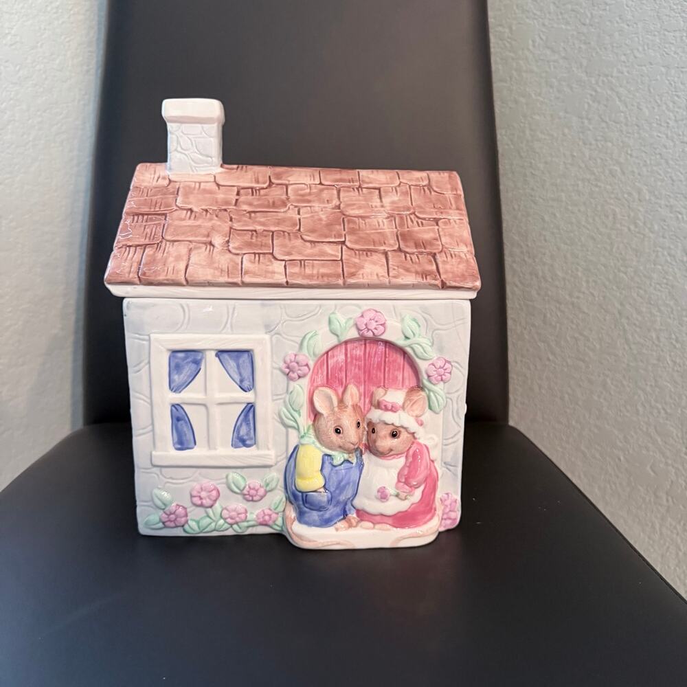 Vintage 1989 Applause Country Mice Cottage House Ceramic Cookie Jar